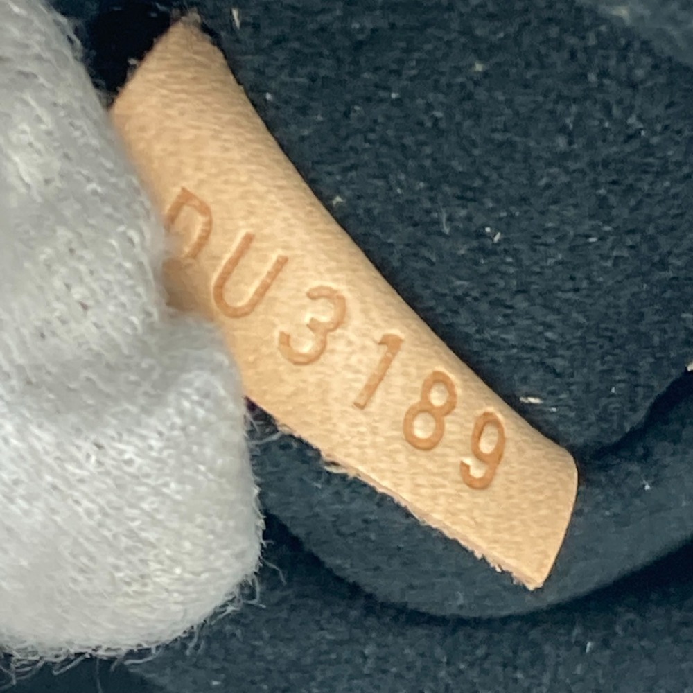 LOUIS VUITTON Bag - Picture 14 of 14